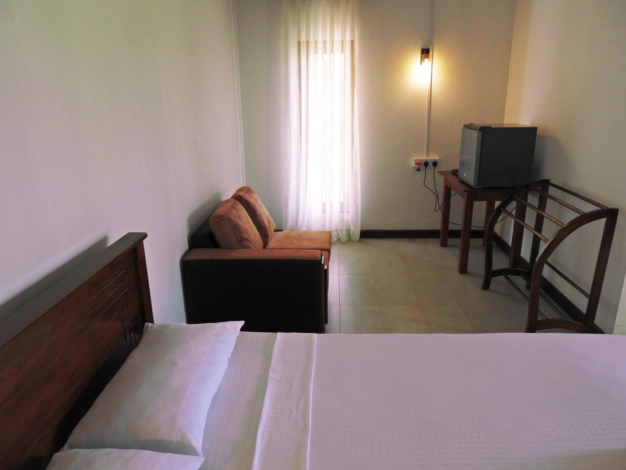Green Sapphire Holiday Resort Wilpaththu Wilpattu Exterior foto